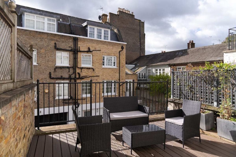 The Chelsea Place - Lovely 4bdr House With Terrace