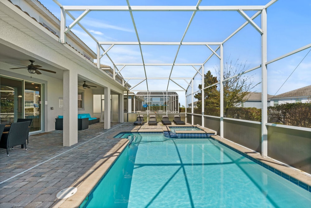 Robbin Hood Fun Pool Home by AV Dreams - Image 3