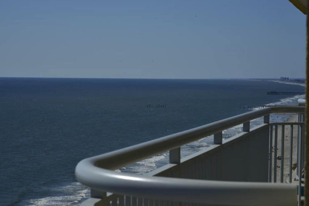 Grand Atlantic by Elliott Beach Rentals
