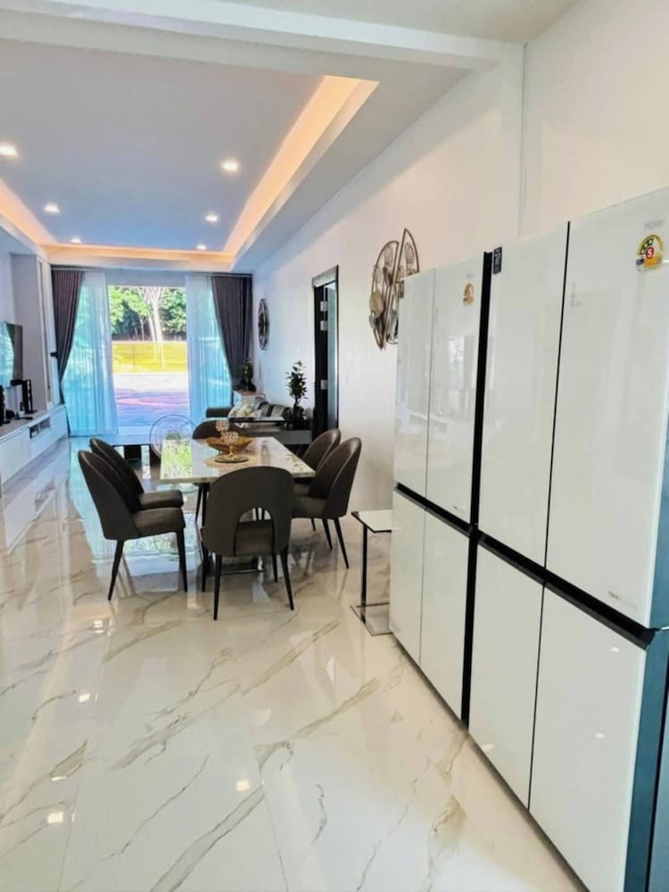 Baan Suan Pool Valley Villa
