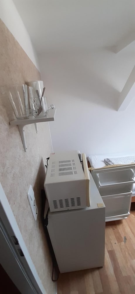 2-Rent Group Hostel Zimmer&Apartments GKP2