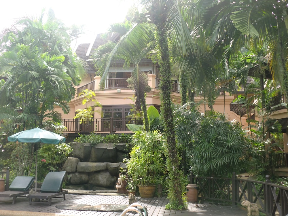 Khao Lak Palm Beach Resort