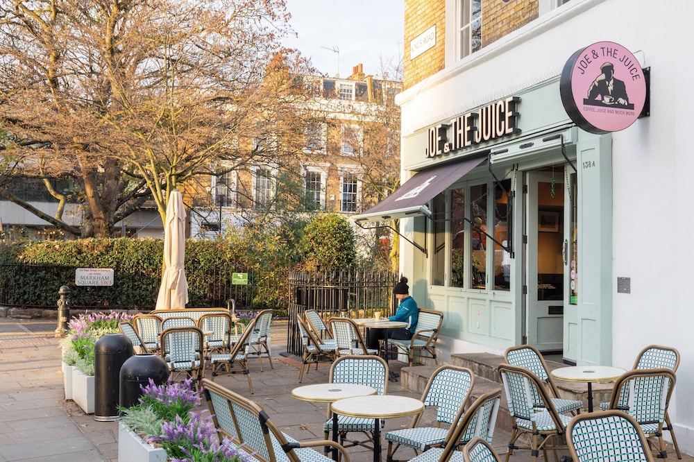 Tite Street IX by Onefinestay