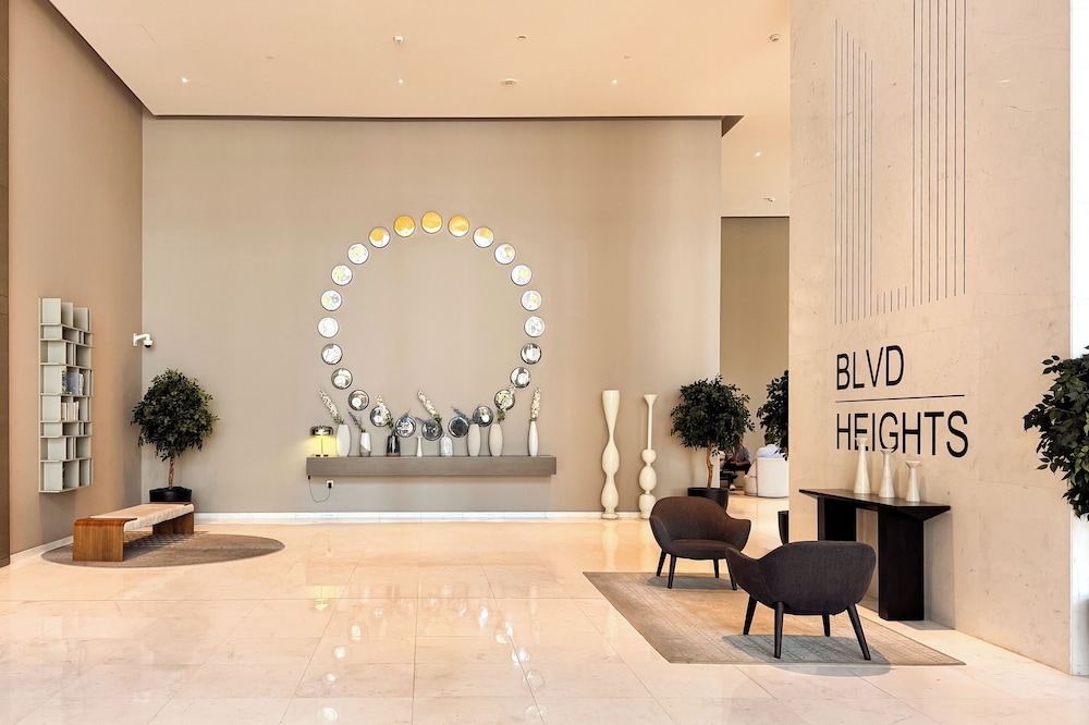 PVH - Vibrant 1BR - BLVD Heights