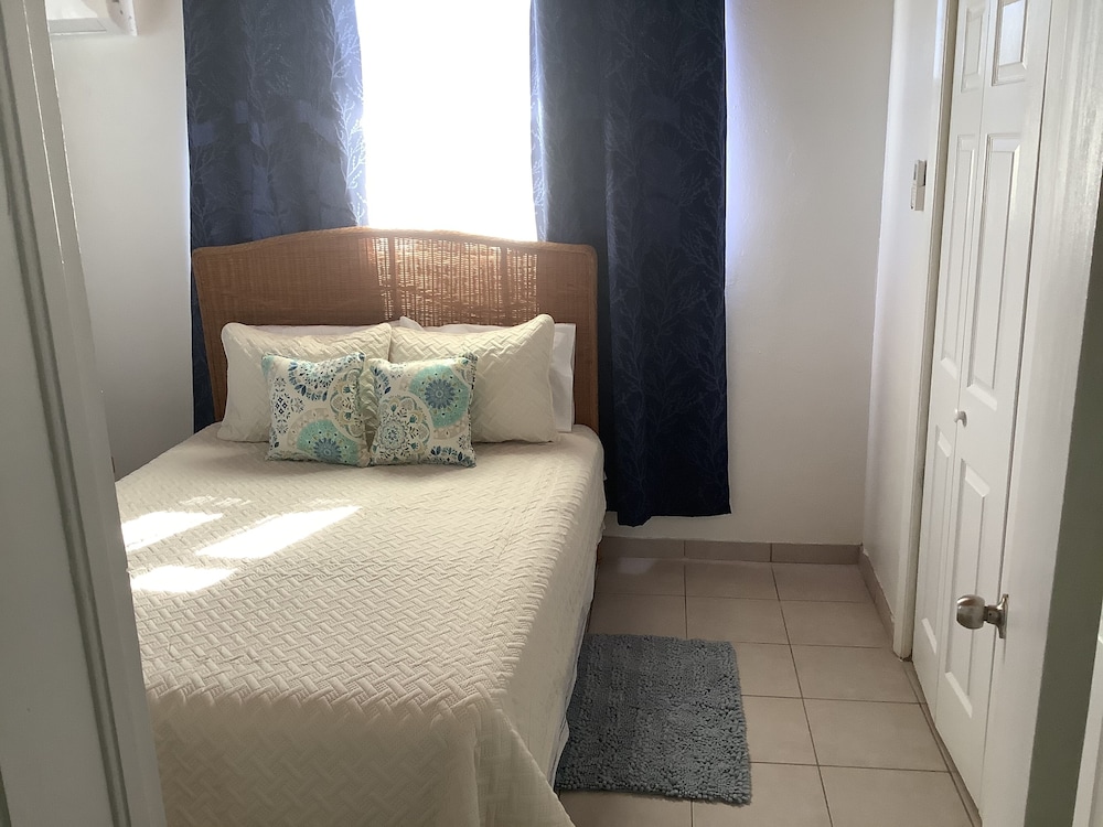 Tropical View Villa - Property Image 32