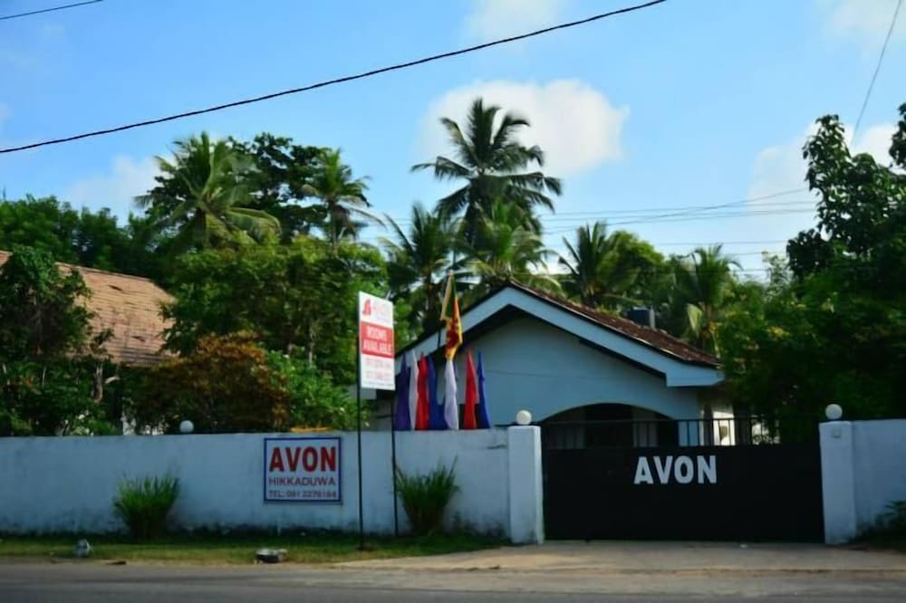 Avon Hikkaduwa Guest House