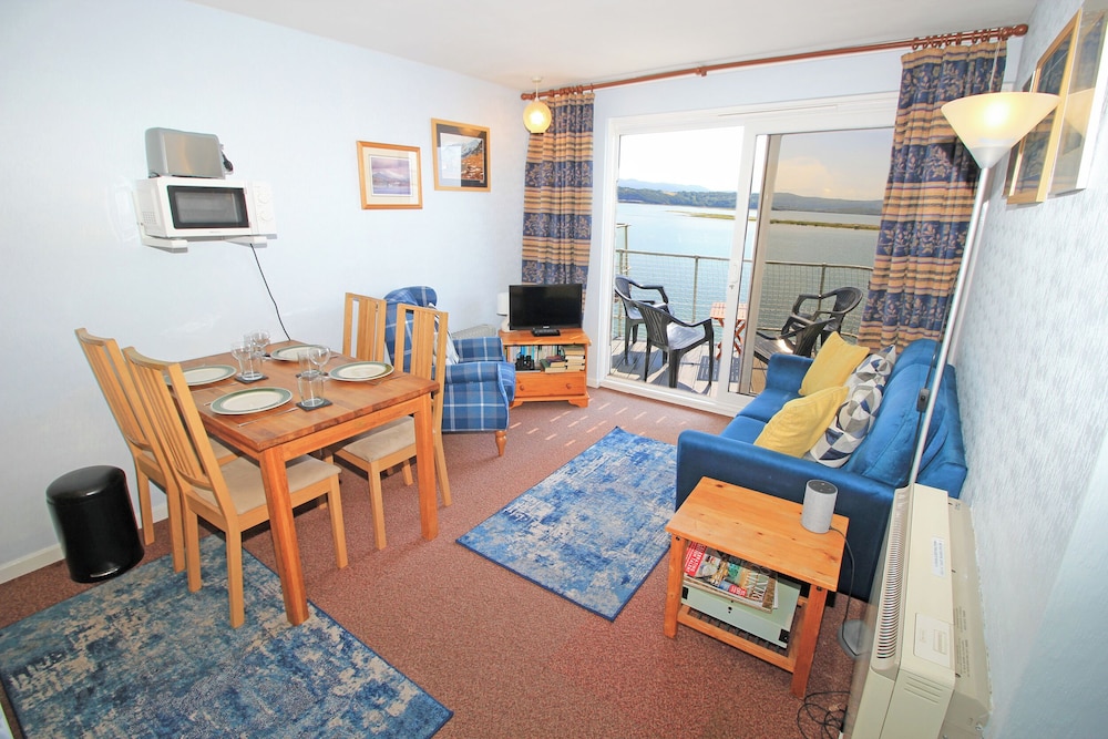 Harbour Flat - 12E South Snowdon Wharf