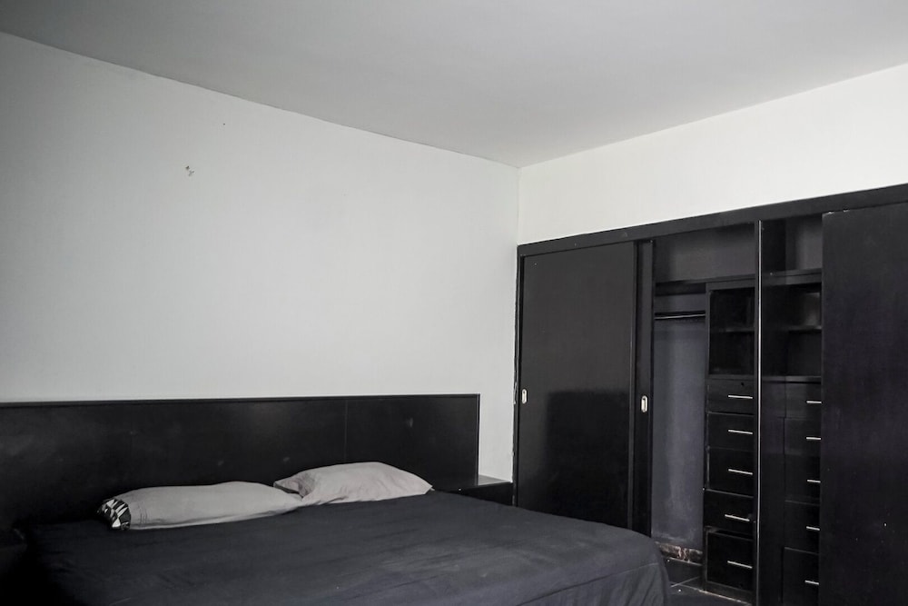 Private room Downtown 2 Guests