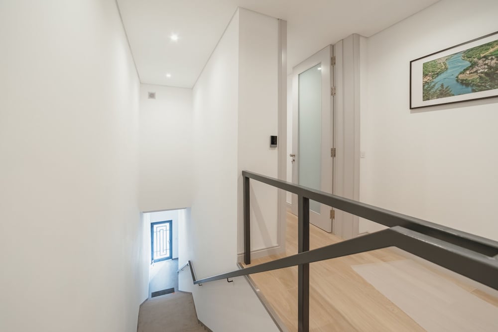 Heart OF Porto Apartment G by Vacationy