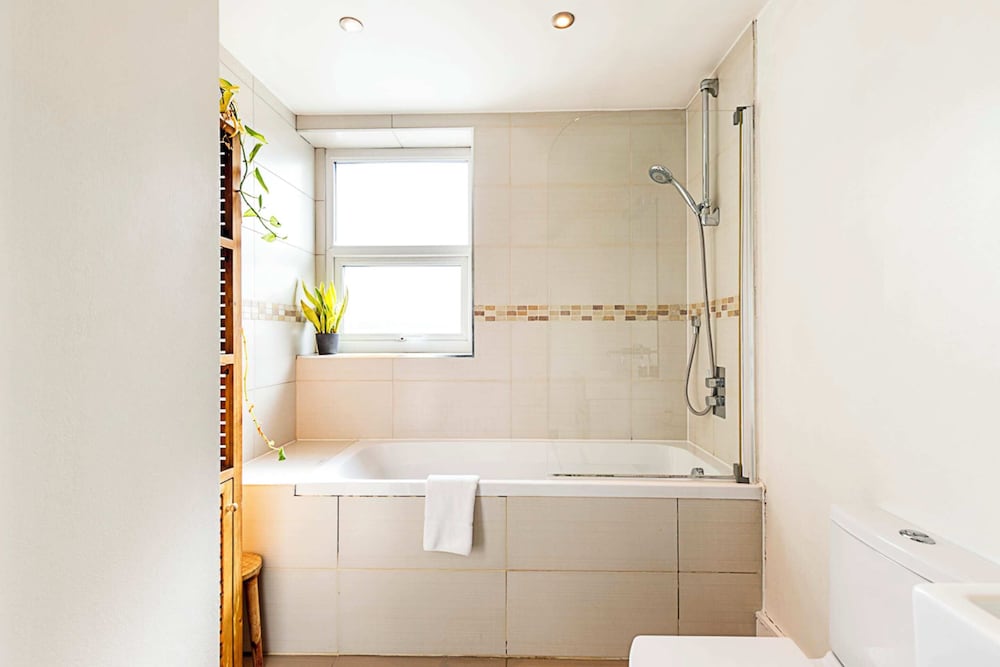 Stylish One Bedroom Apartment