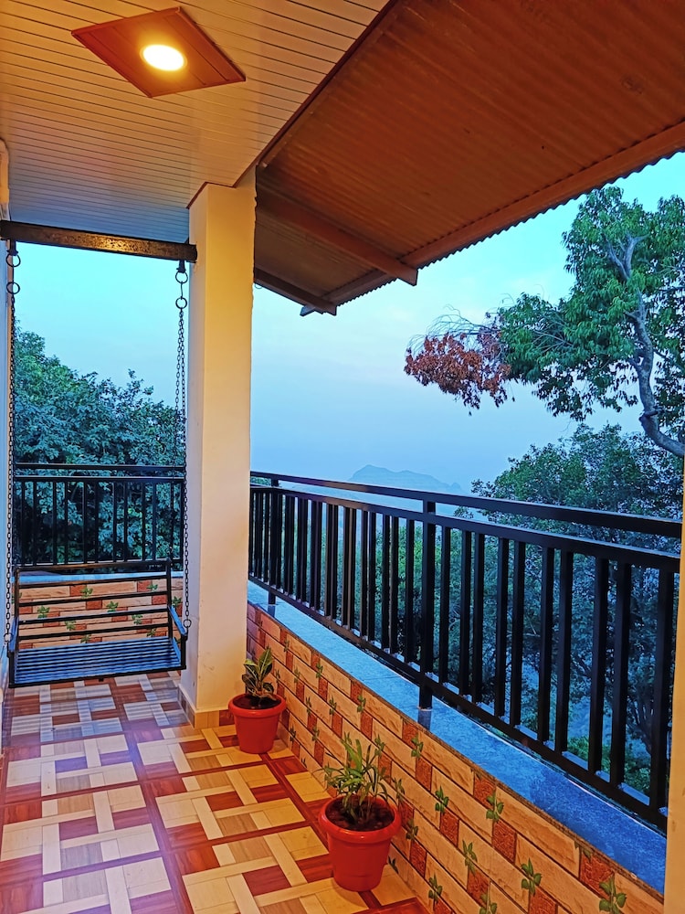 Janani Niwas Matheran
