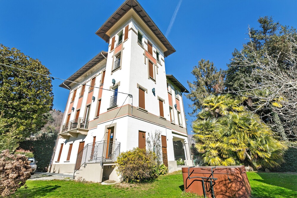 Camelia Apartment in Villa Jejia