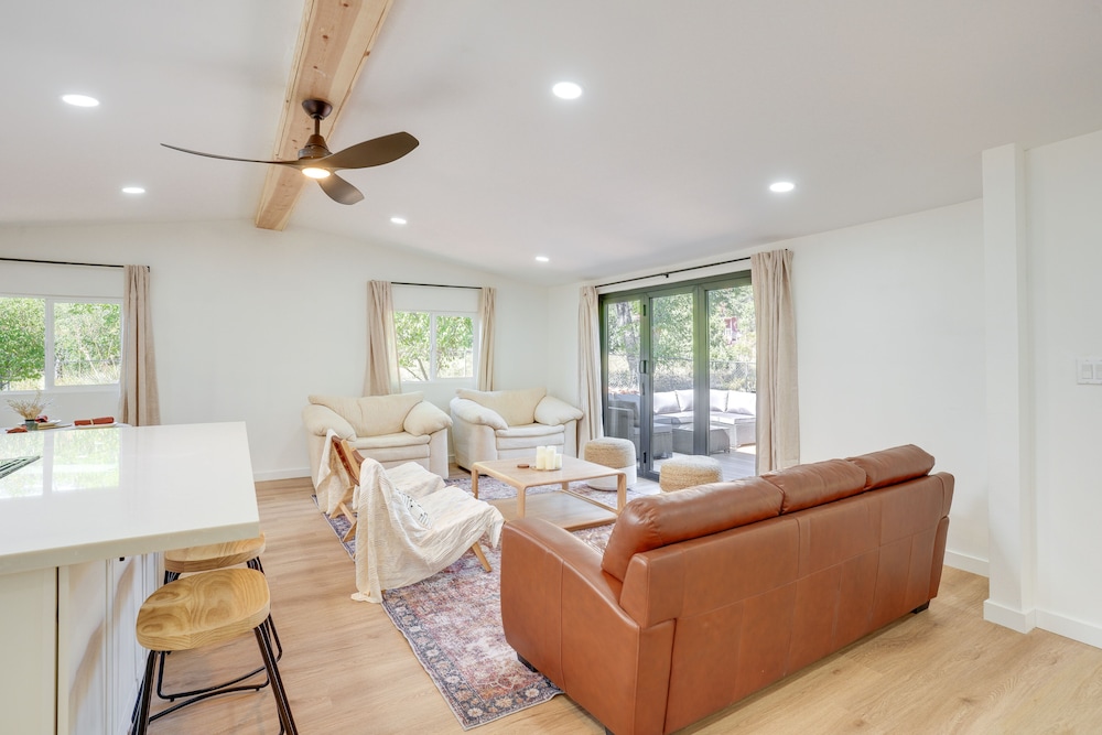 Mtn Views: Bright & Airy Sedona Home!