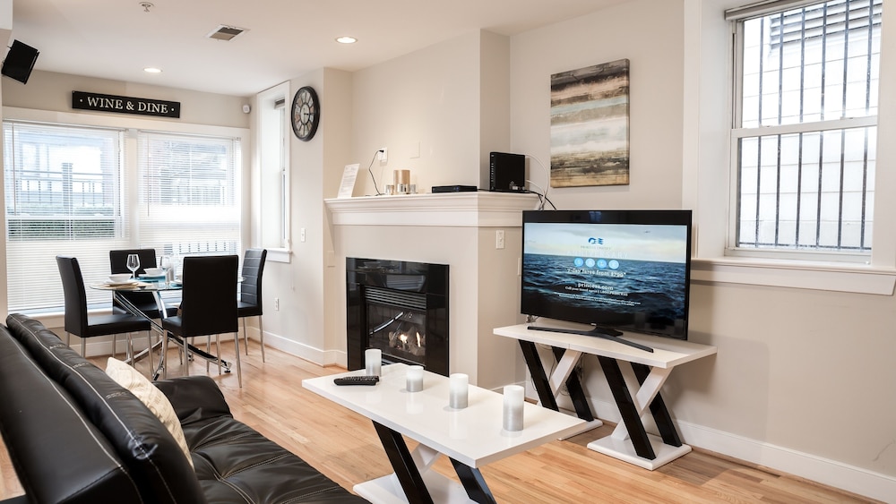 Thomas Circle 2br Furnished Condo 2 Bedroom Apts
