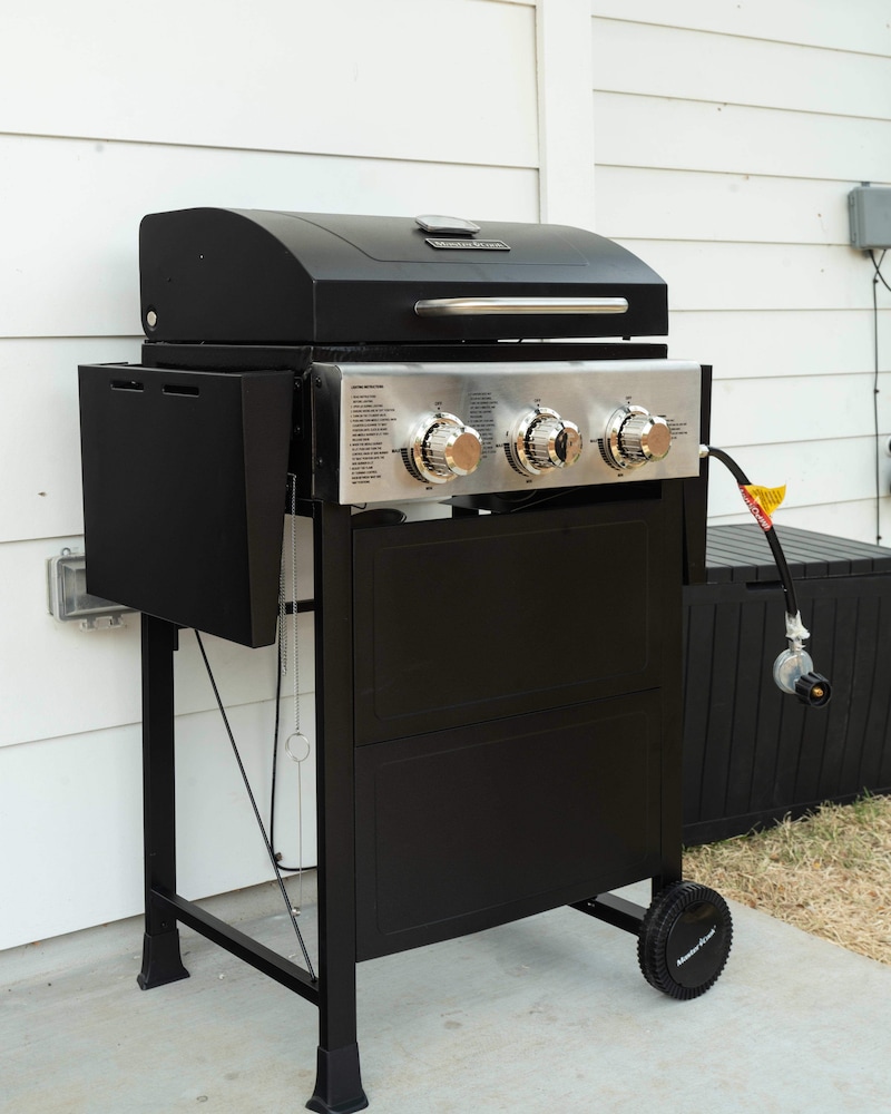 Stylish Eastside Getaway w Backyard, Firepit & BBQ