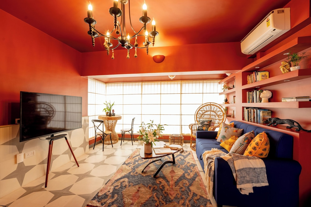 Elivaas Bludoor 5-BHK Pet Friendly Villa