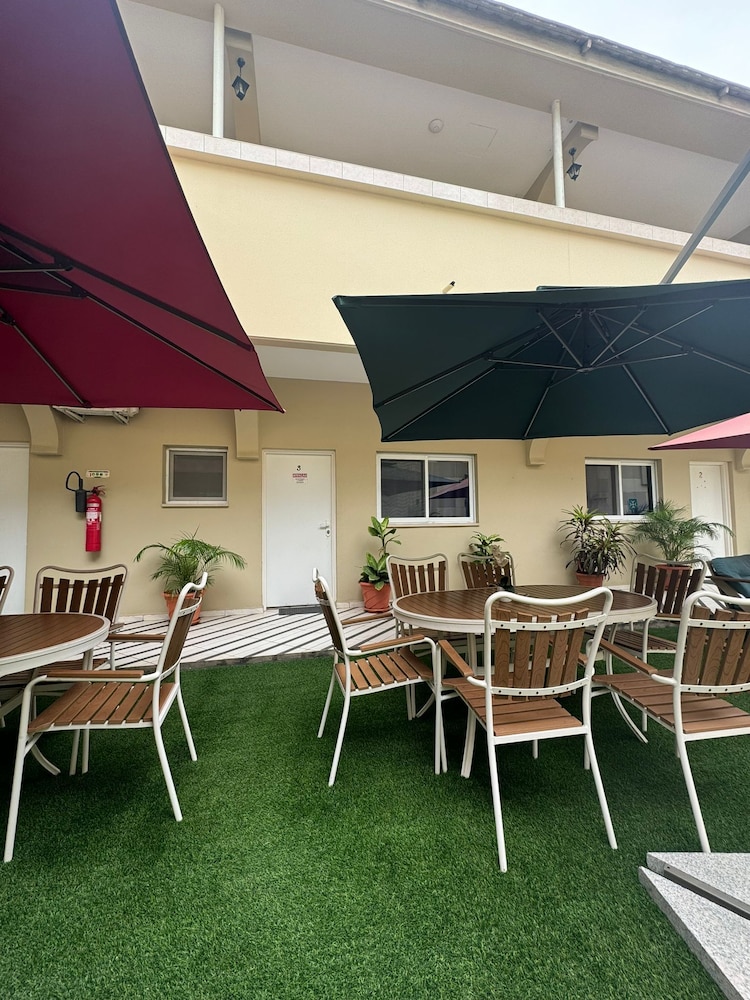 Natalia Guest House
