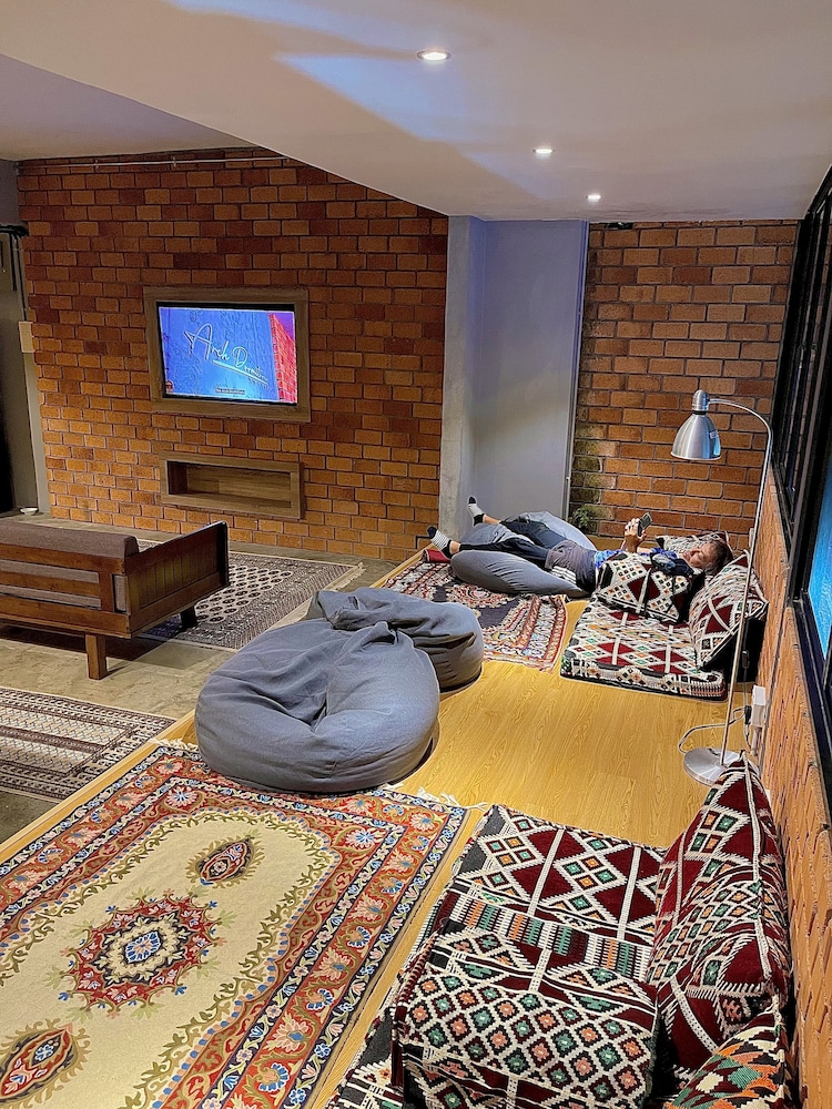 lounge