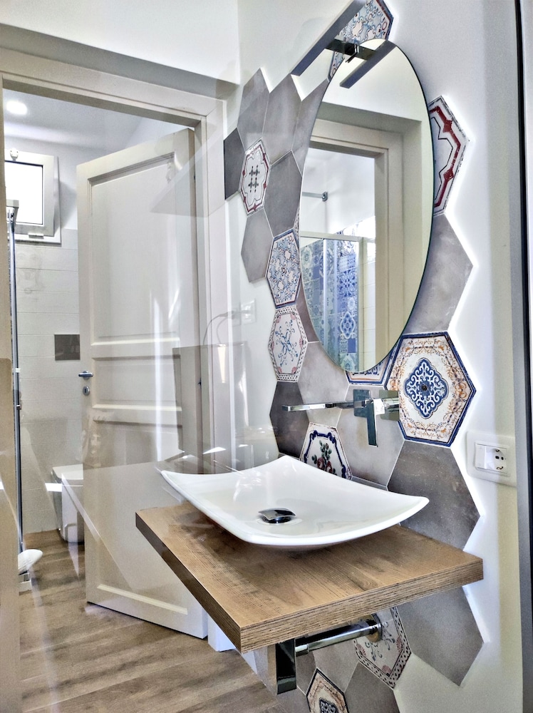 Kéramos Luxury Rooms