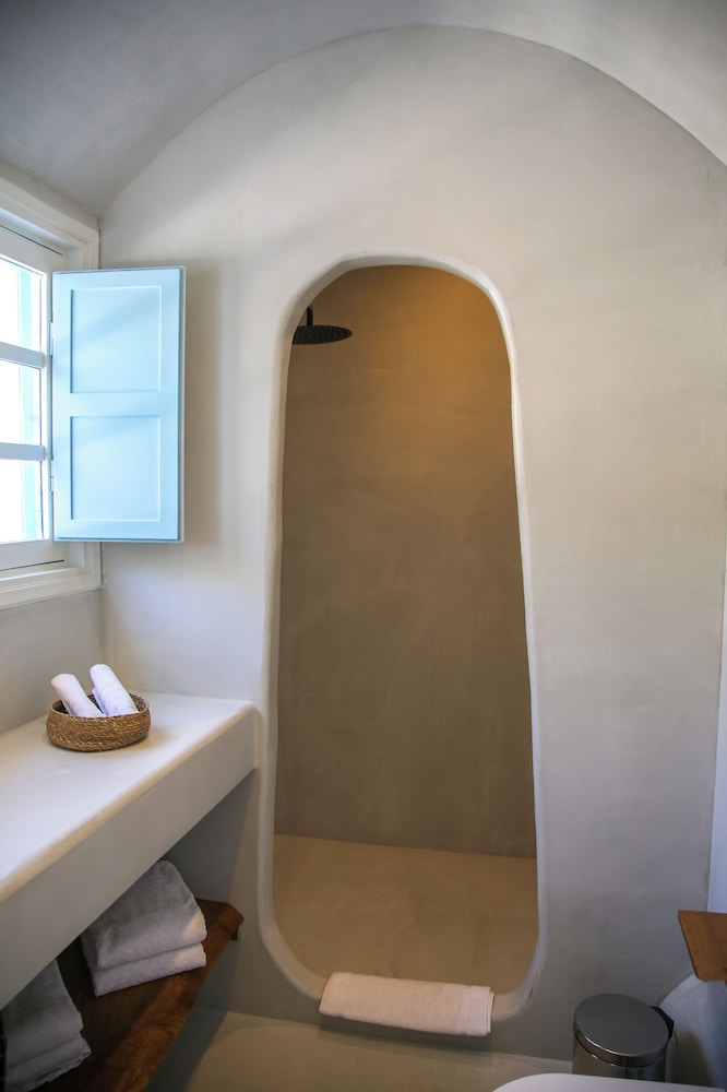 SunSea Living Suites