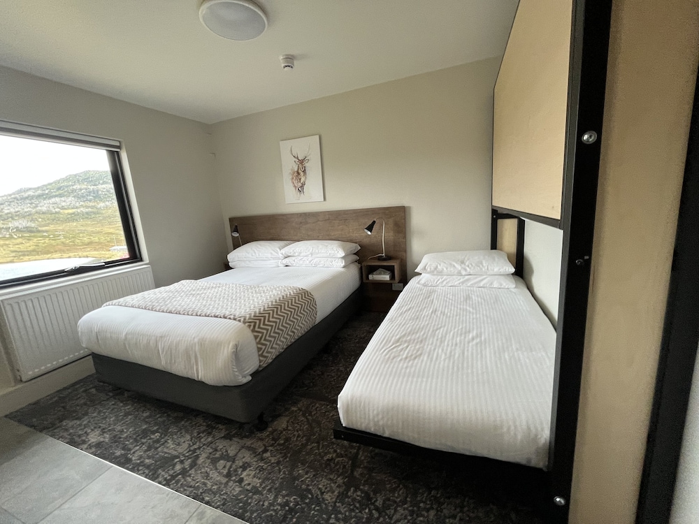 Swagman Chalet