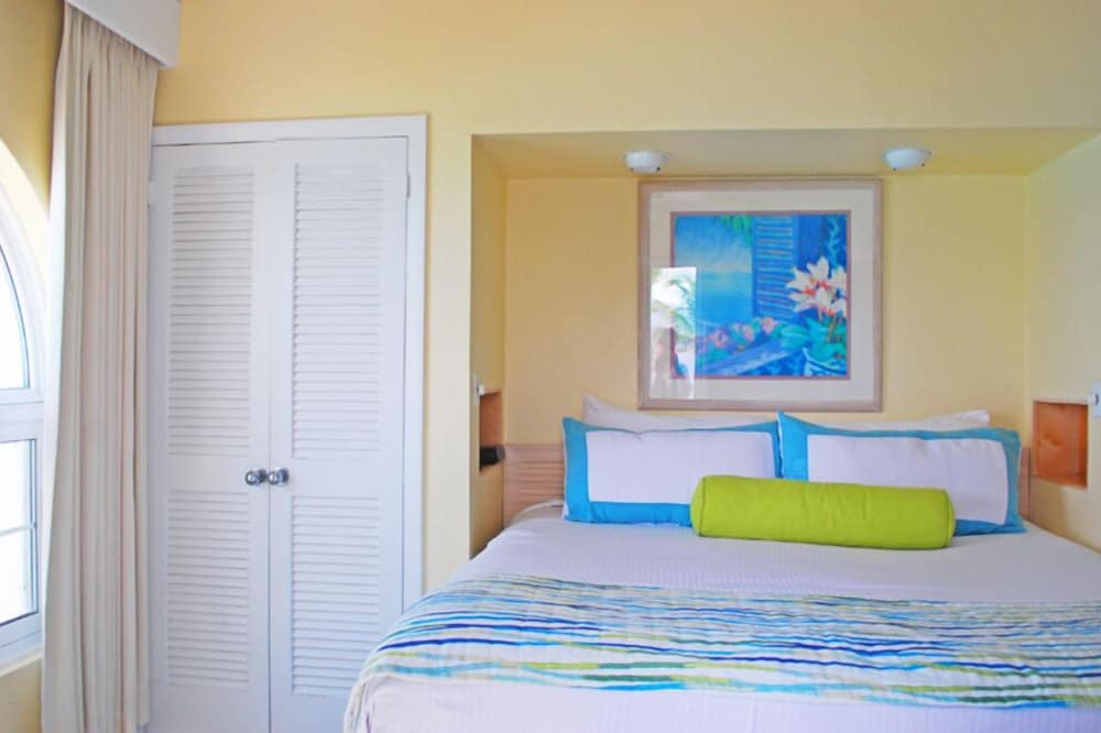 Paradise Island Beach Club