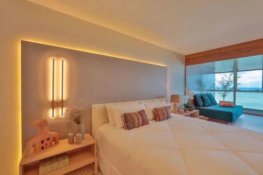 HY Beach Flats