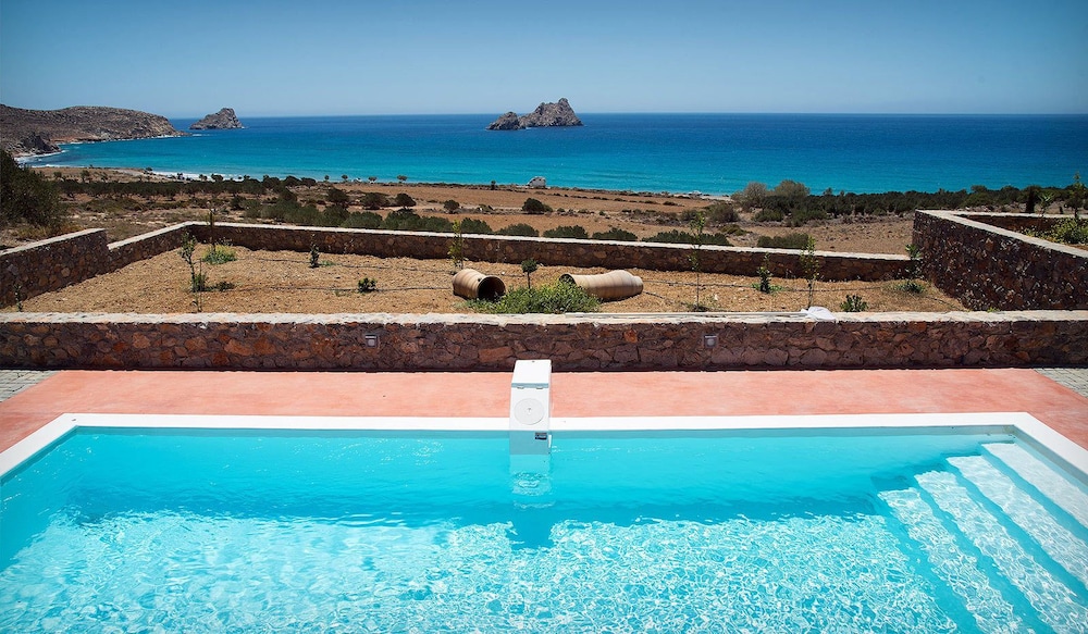 Ammothines Villas photo 3