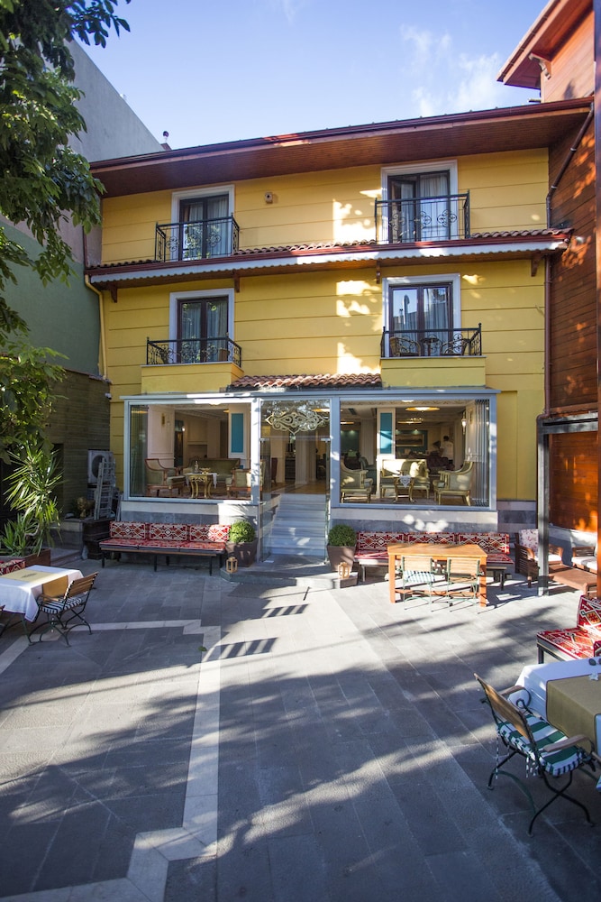 Bahçe Ev Oteli - Özel Sınıf - Image 38