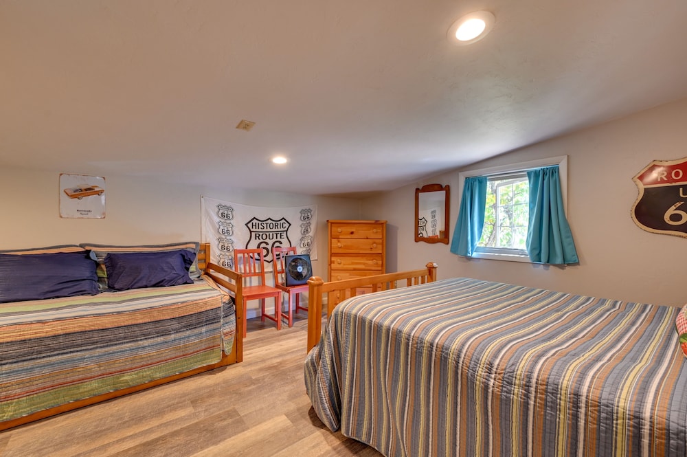 Payson Vacations - Pet-friendly Strawberry Cottage w/ Patio  Yard! - Property Image 4