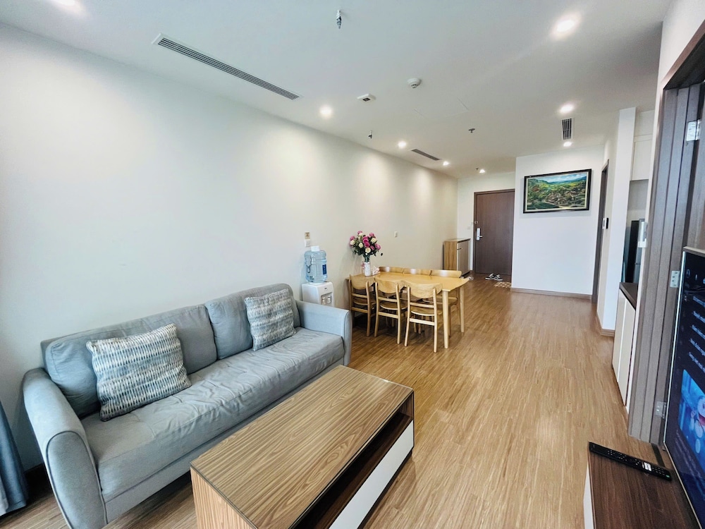 Sunny - Vinhomes Skylake Residences