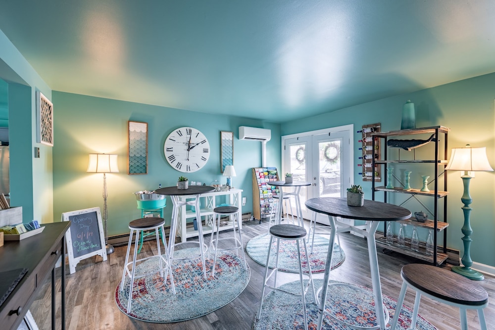 Wildwood Vacations - Ocean Glass Inn - Property Image 1