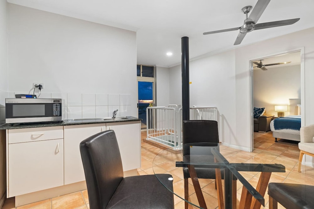 Anchor Point Penthouse Marina Views Pool Bbqs