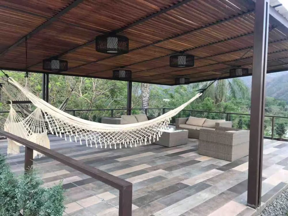 Casa Rio Adentro