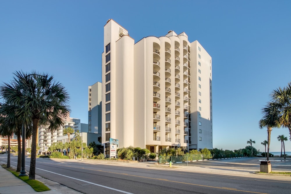 Hosteeva Oceanview Meridian Plaza Condo