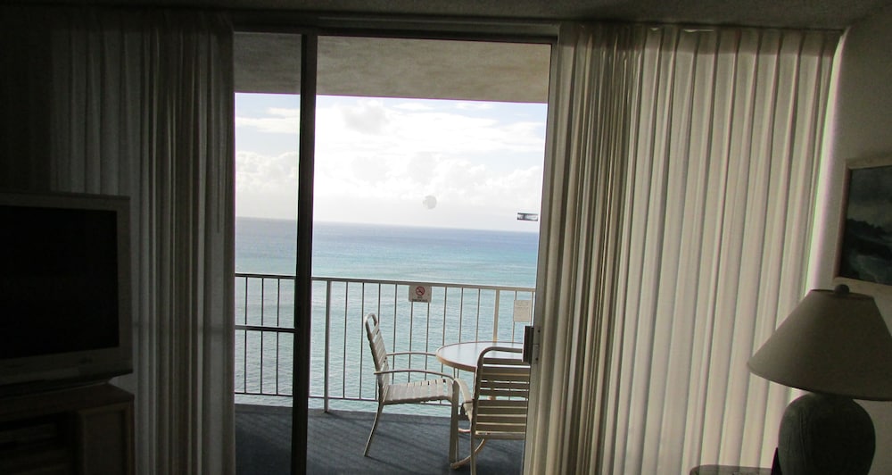 Royal Kahana Resort by rkmaui
