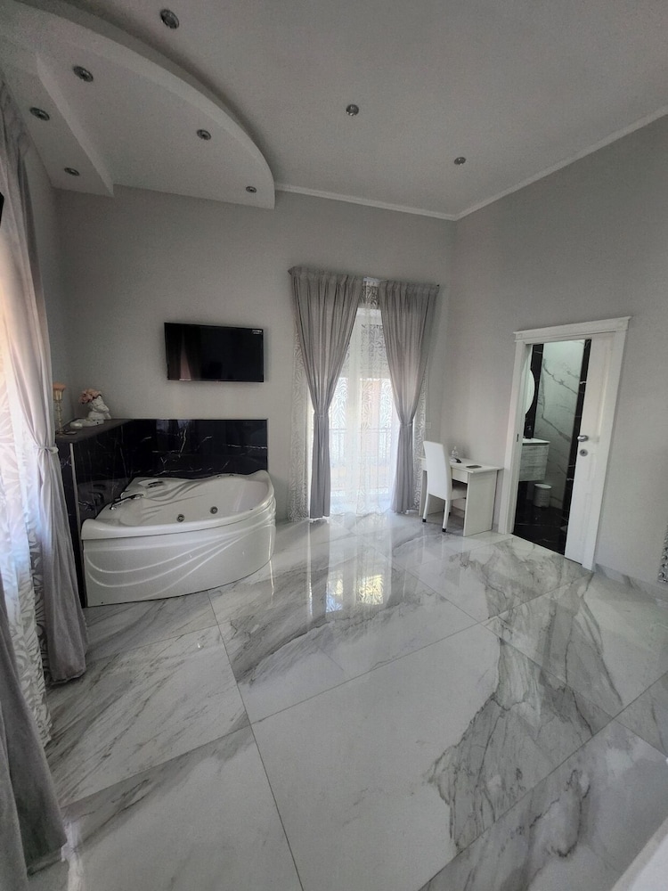 Opera Home Napoli