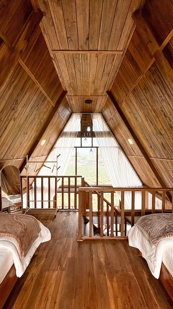 Hayasa Cabin Villa