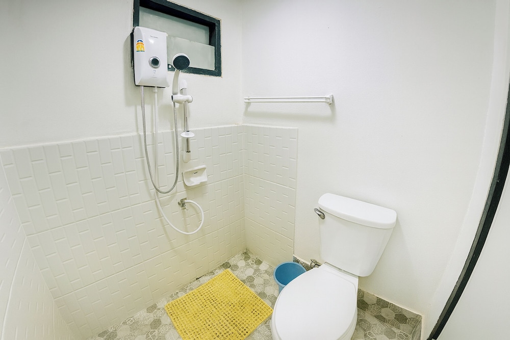 Satop Travelers Guesthouse