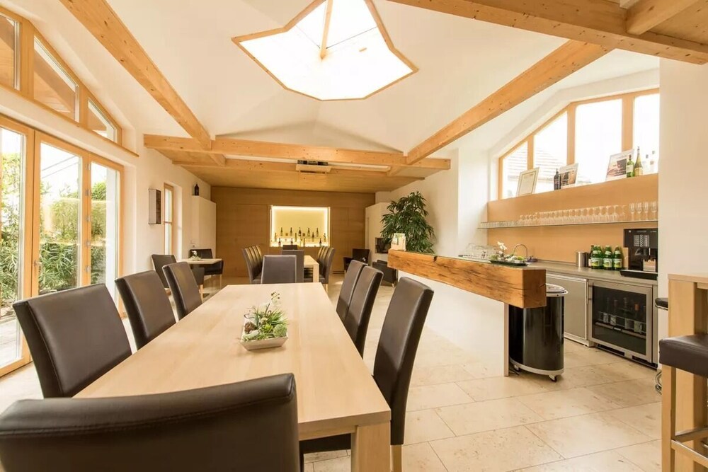 Familie Bauer – Bioweingut Bauer view 2