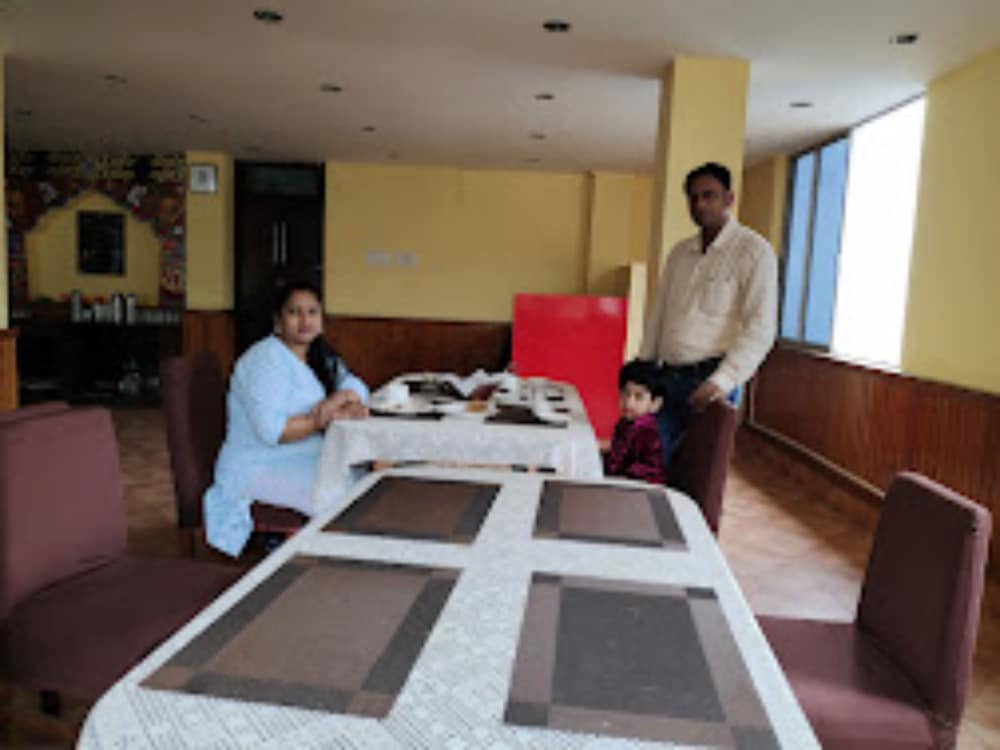 Goroomgo Sunmount Mayal Retreat Gangtok