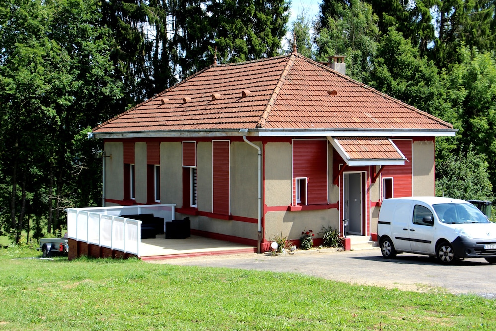 Arden Parks Signy L'Abbaye