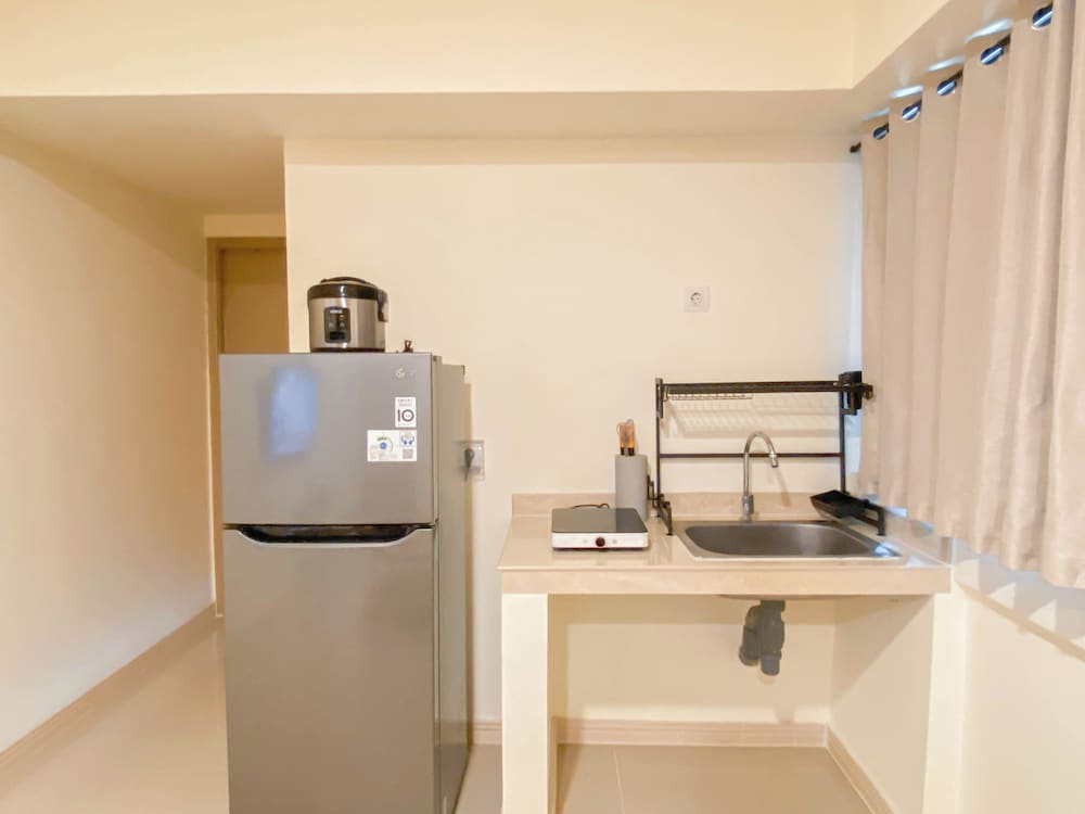 Warm And Cozy 2Br Meikarta Apartment