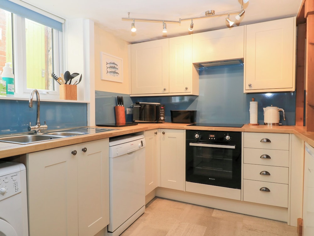 4/5 Georges Square