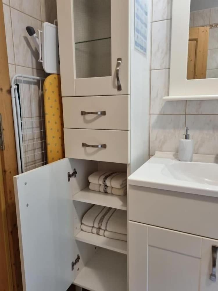 Apartmaji Pod macesnovo streho