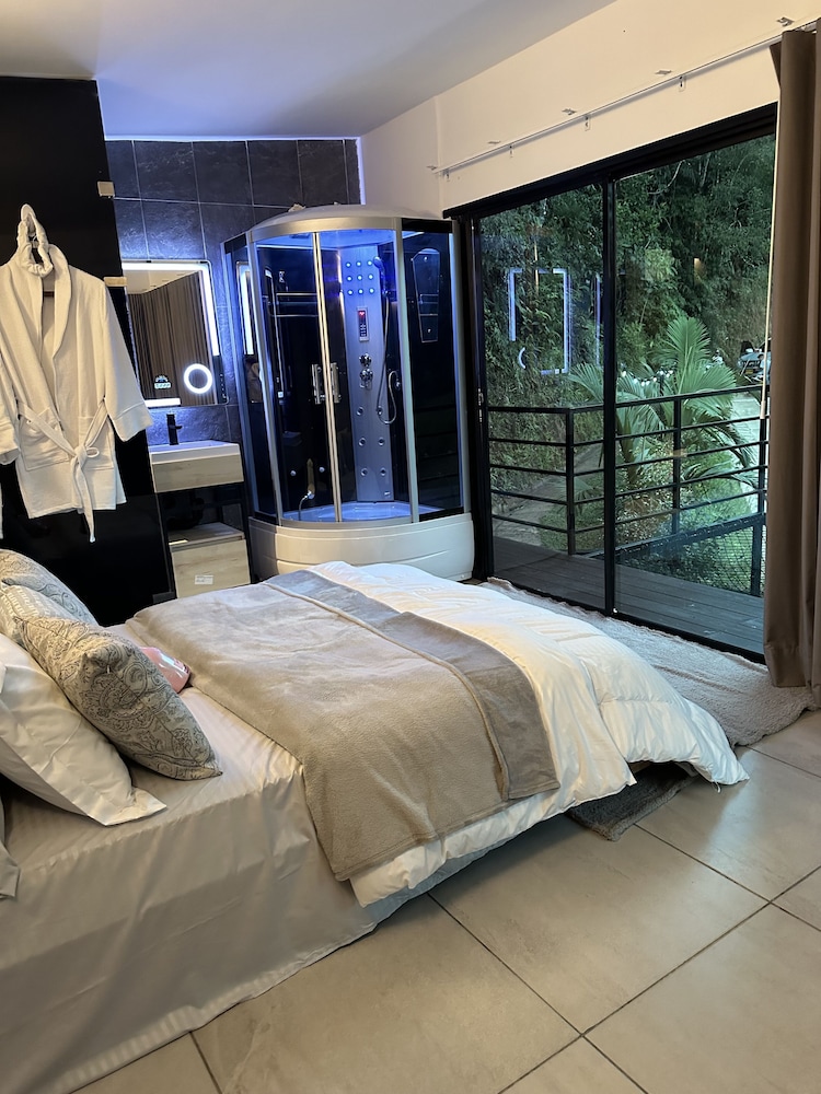 Gaia glamping