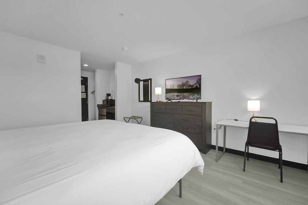 Holmes Suites Inn Columbus Pataskala - I-70 East - Property Image 26