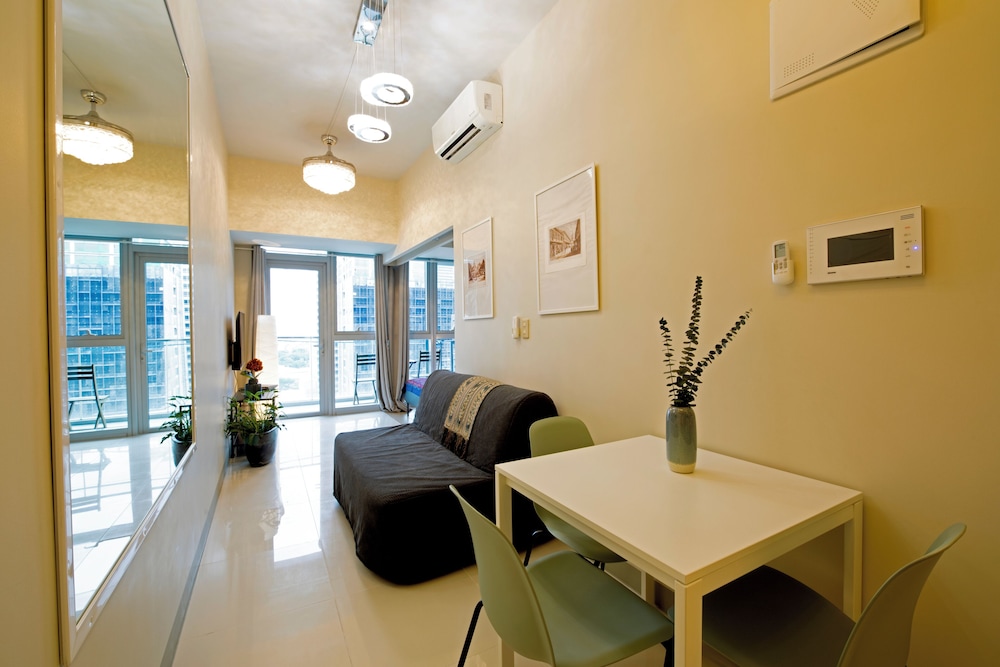 Uptown Park Suites Tower 2