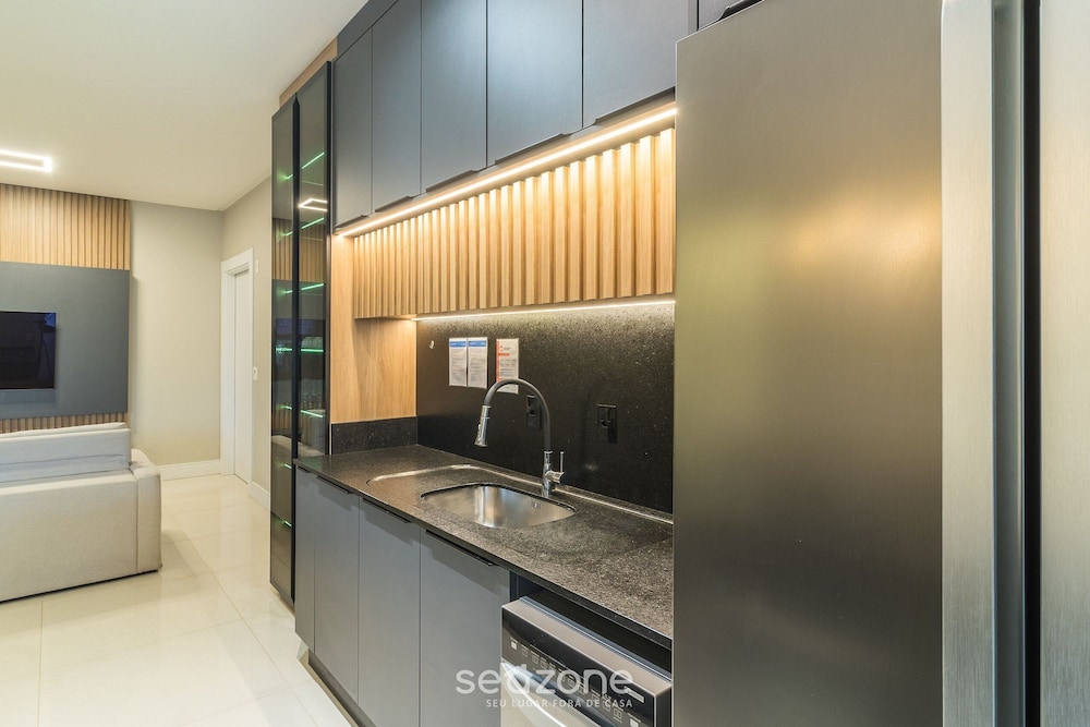 Apt w/ Barbecue Grill 900 m From the Beach Epd0702