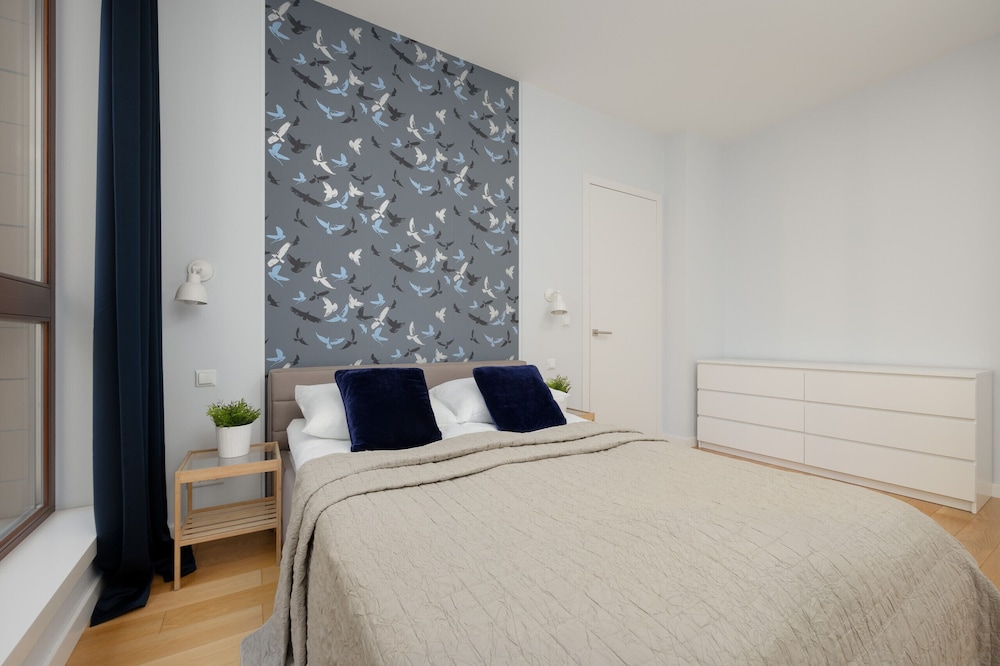 Unique Apartment by Renters view 4